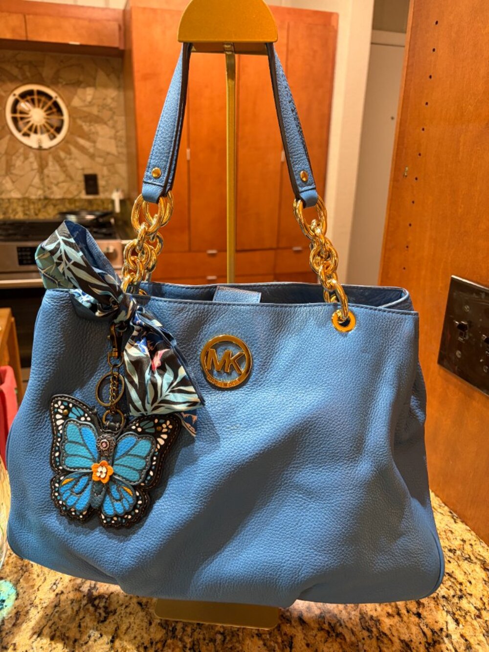 Michael Kors Fulton Large Chain Shoulder Tote Blue NWOT